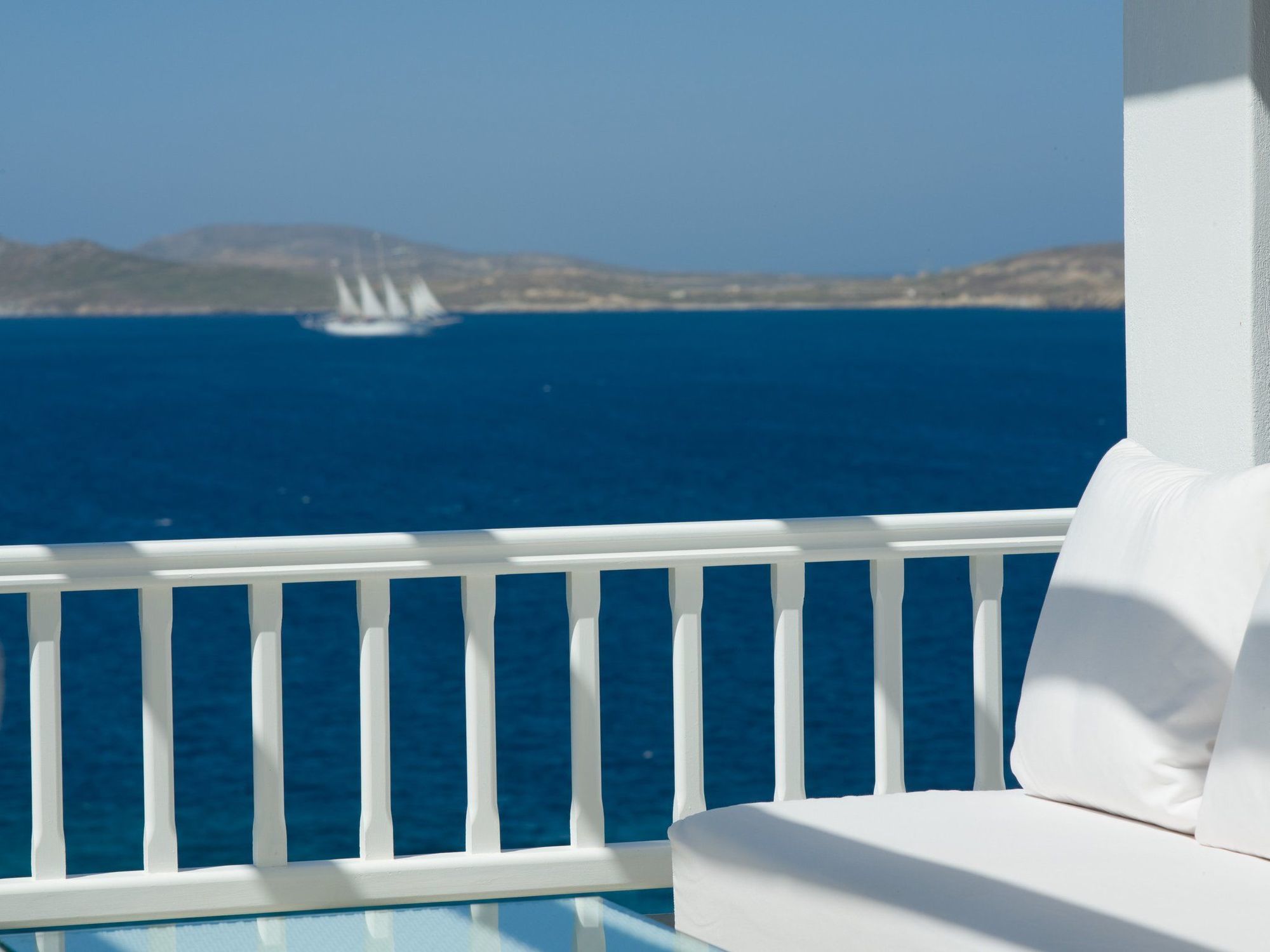 Mykonos Grand Hotel & Resort Agios Ioannis Diakoftis Rom bilde